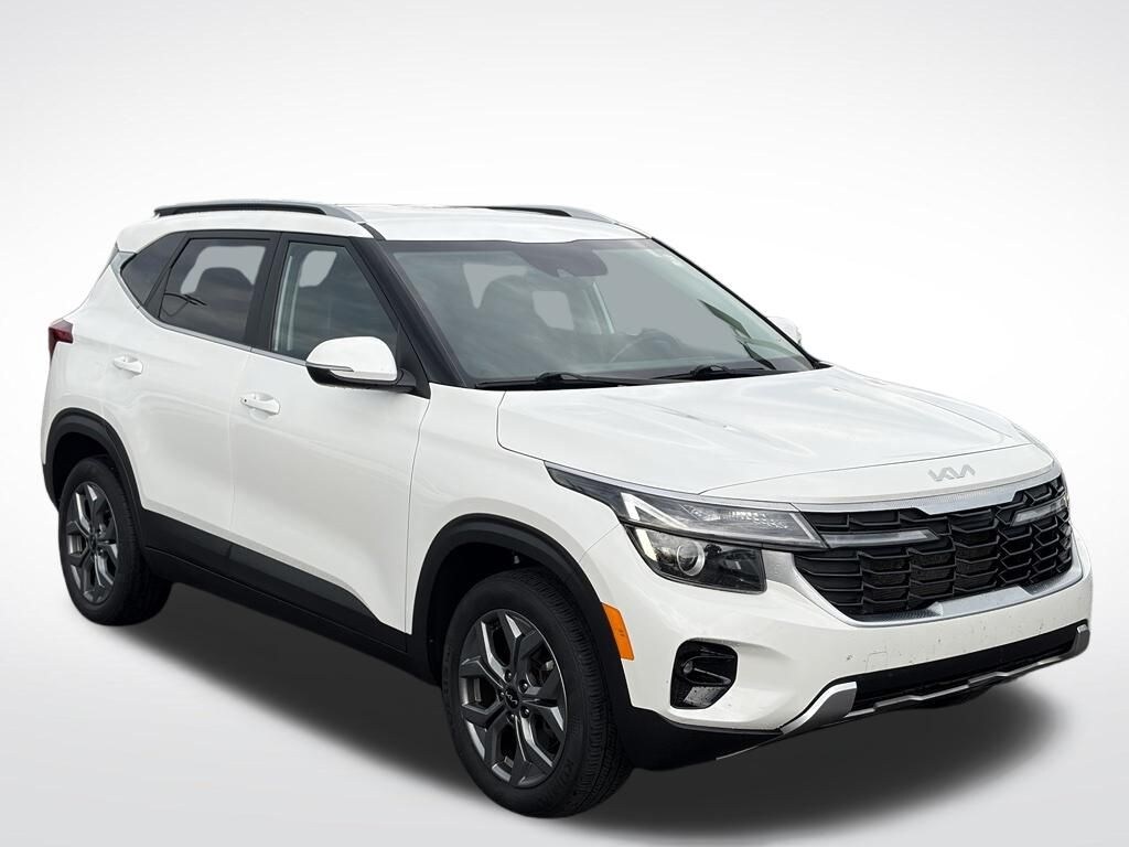 Used 2024 Kia Seltos S SUV
