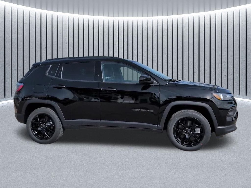 New 2026 Jeep Compass Latitude SUV