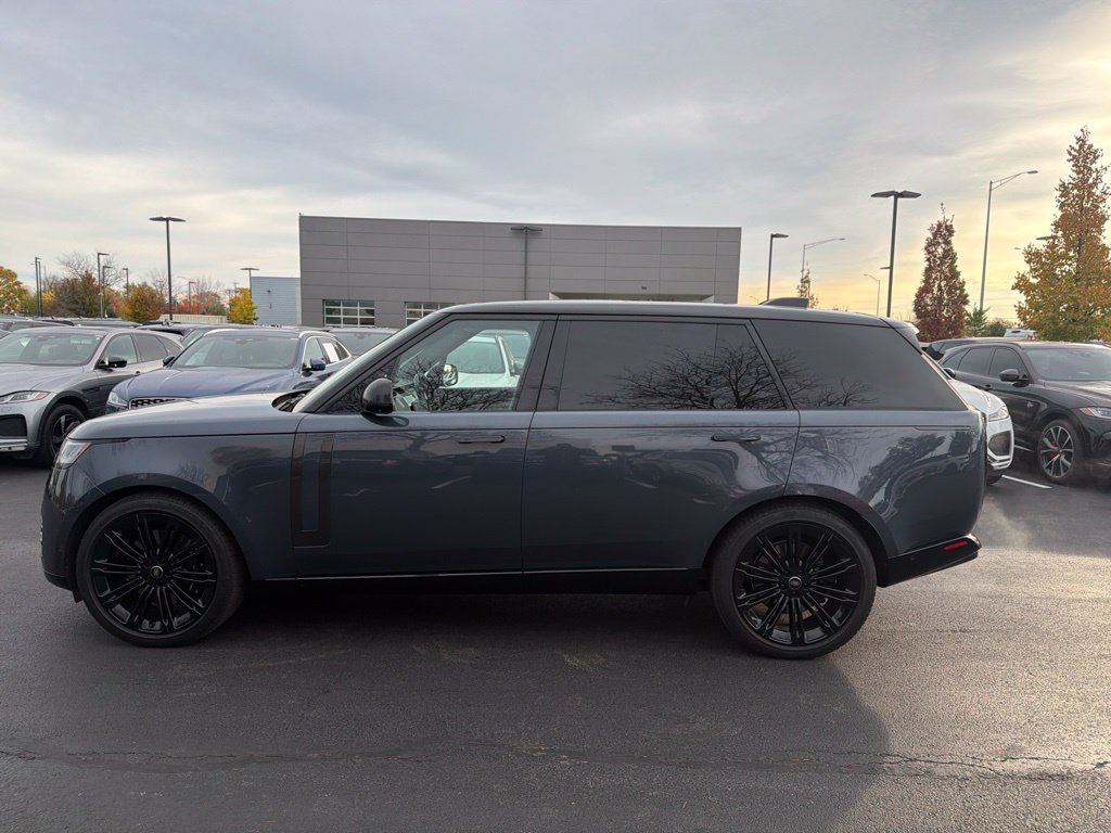 Used 2025 Land Rover Range Rover SE SUV