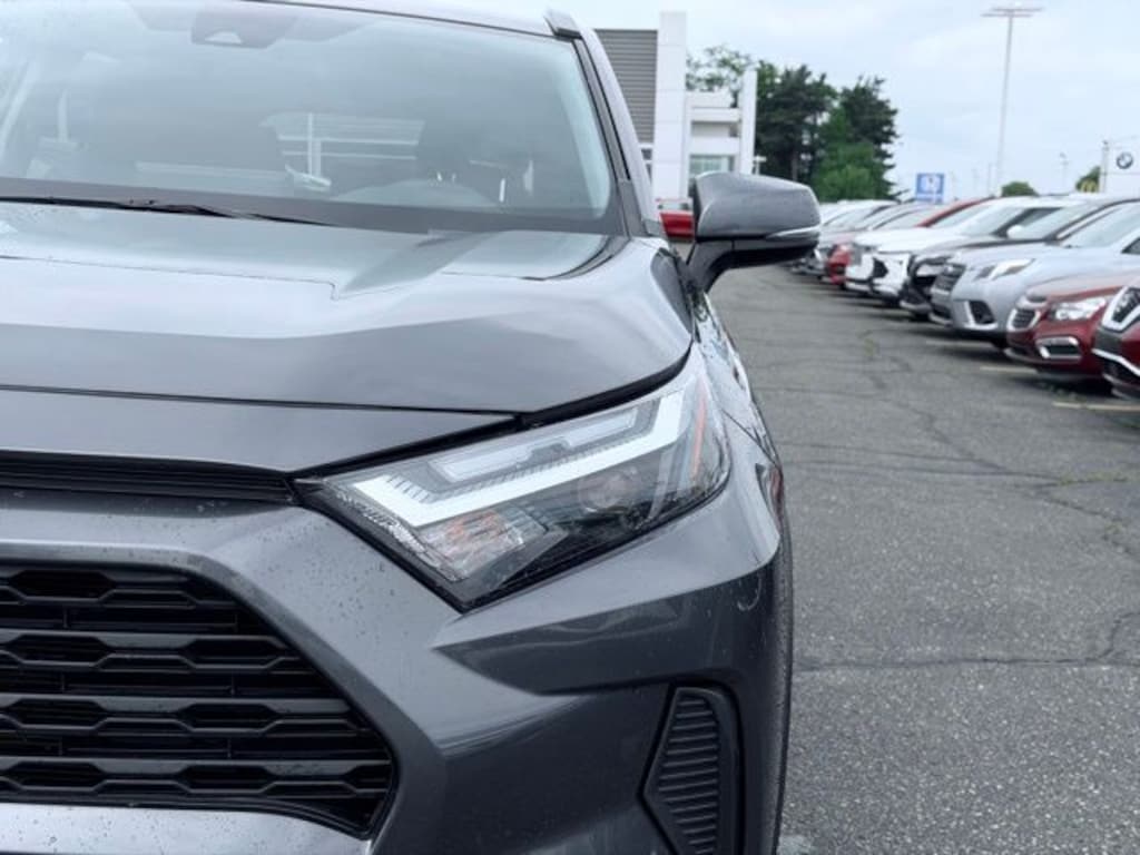 Used 2025 Toyota RAV4 Hybrid XLE SUV