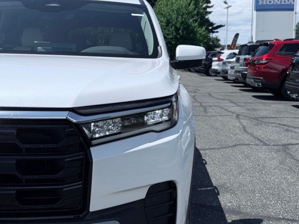 New 2026 Honda Pilot Touring SUV