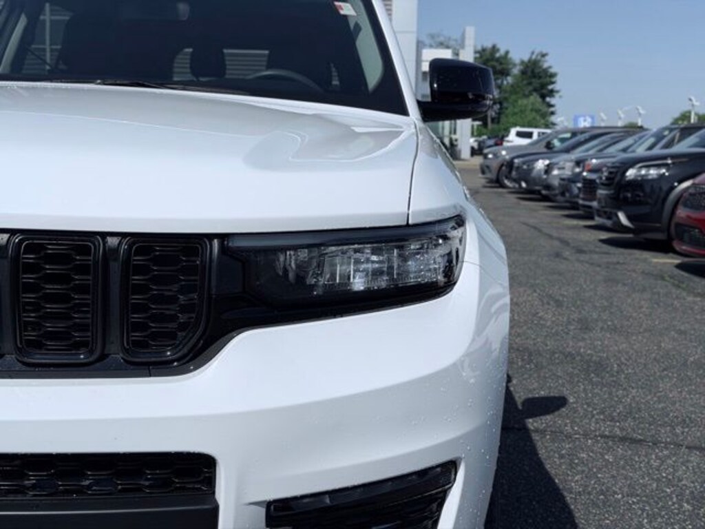 Used 2023 Jeep Grand Cherokee L Limited SUV