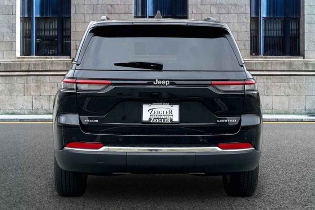 Used 2023 Jeep Grand Cherokee Limited SUV