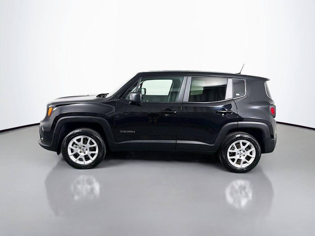 Used 2023 Jeep Renegade Latitude SUV