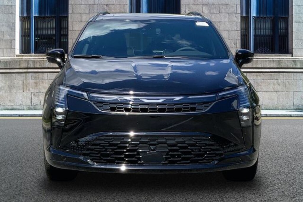New 2027 Chrysler Pacifica Limited Van Passenger Van