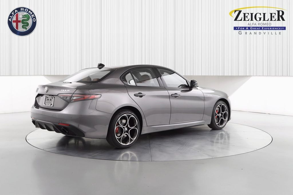 New 2025 Alfa Romeo Giulia Sedan