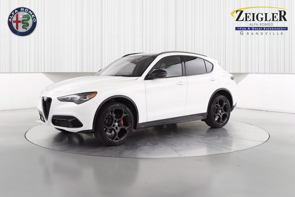 New 2025 Alfa Romeo Stelvio SUV