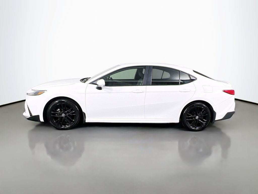 Used 2025 Toyota Camry SE Sedan