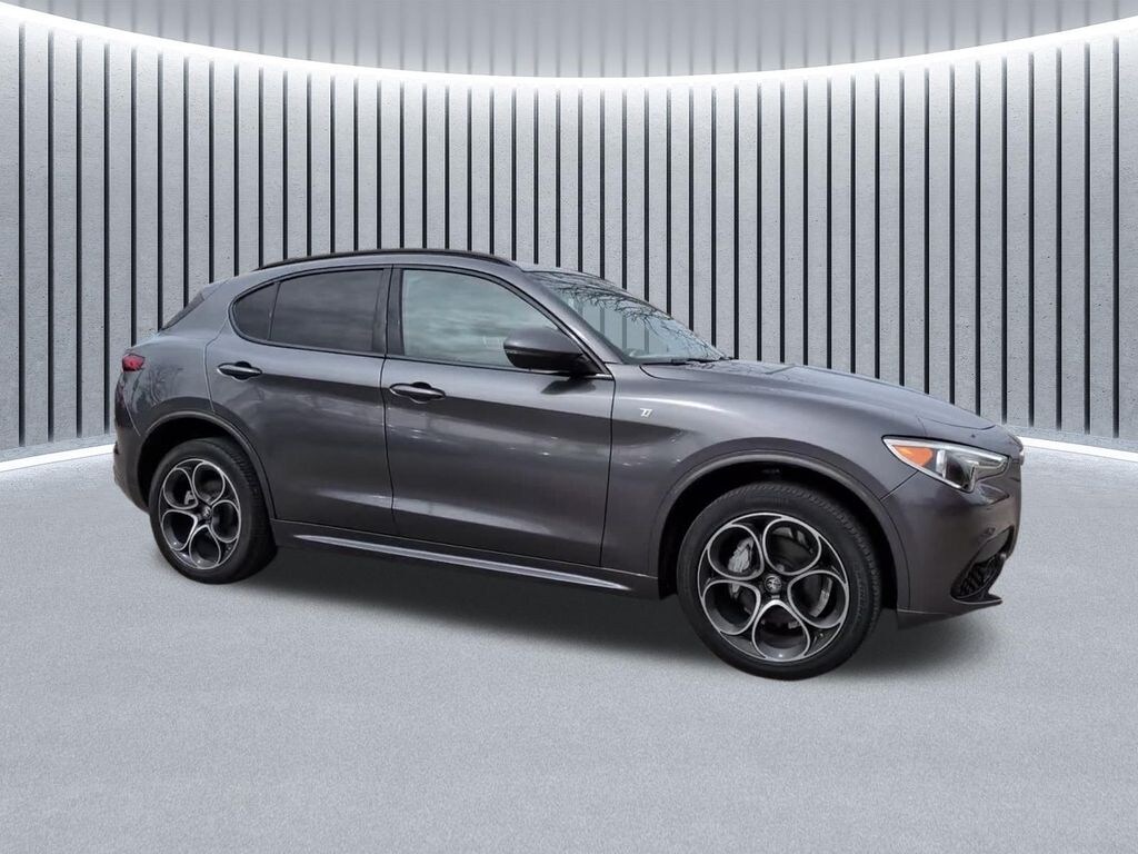 Used 2023 Alfa Romeo Stelvio Ti SUV