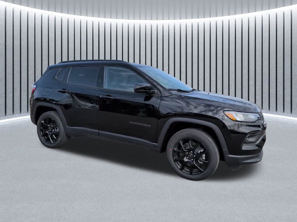 New 2026 Jeep Compass Latitude SUV