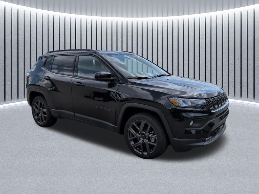 New 2026 Jeep Compass Latitude SUV