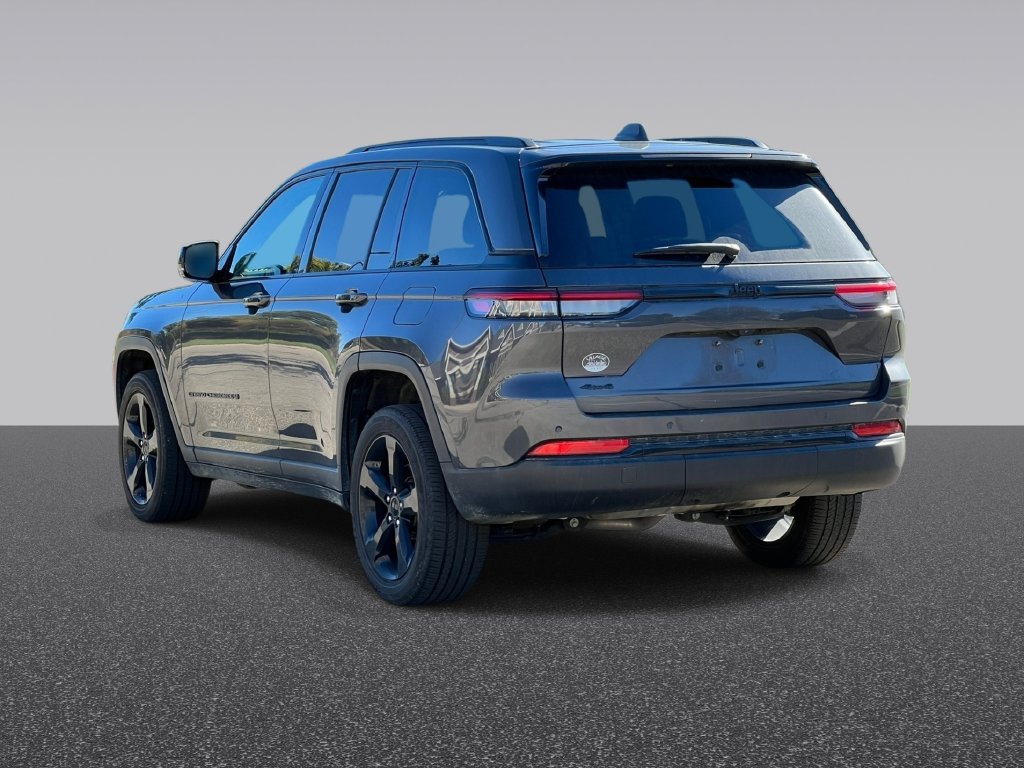 Used 2024 Jeep Grand Cherokee Altitude X SUV