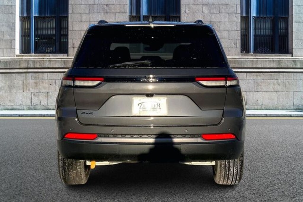 New 2026 Jeep Grand Cherokee Limited SUV