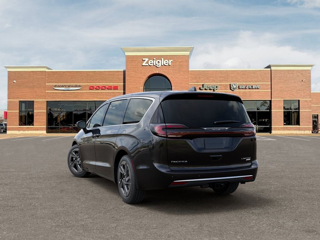 New 2027 Chrysler Pacifica Limited Van Passenger Van