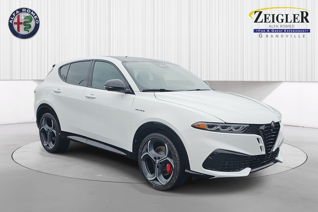 New 2026 Alfa Romeo Tonale Base SUV