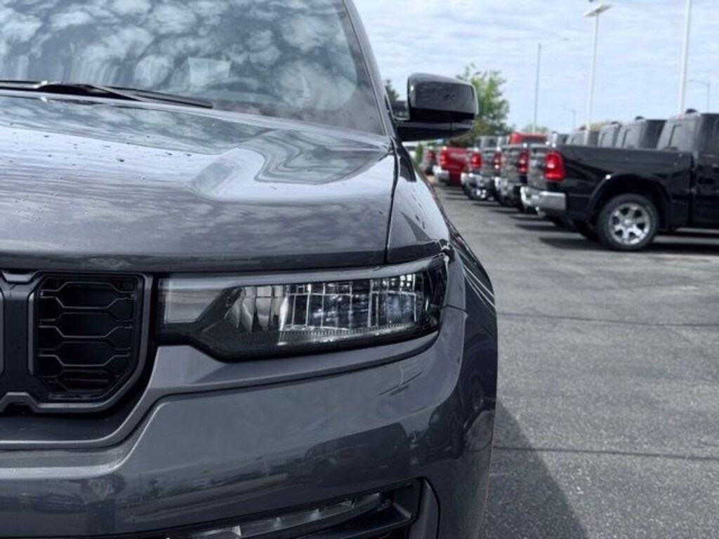 New 2026 Jeep Grand Cherokee L Limited SUV