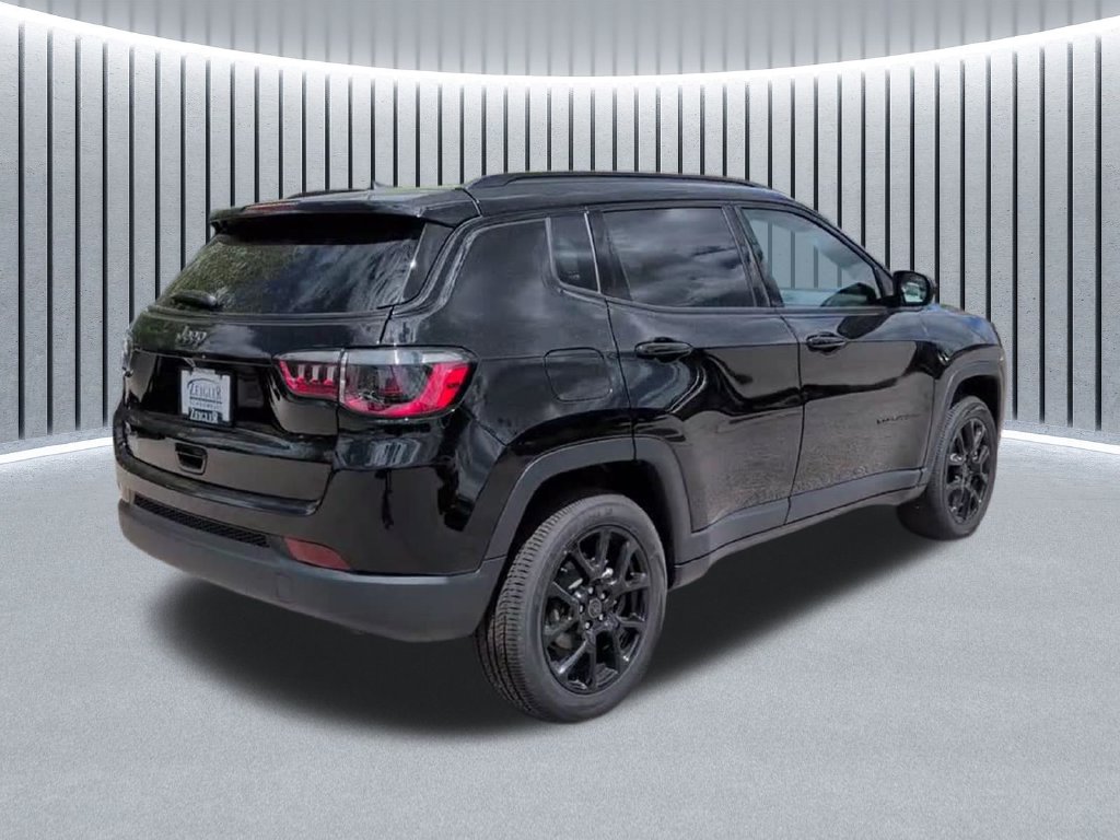 New 2026 Jeep Compass Latitude SUV