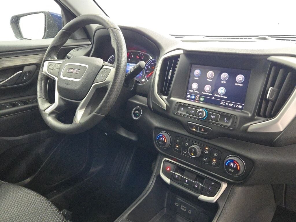 2022 GMC TERRAIN - Image 9