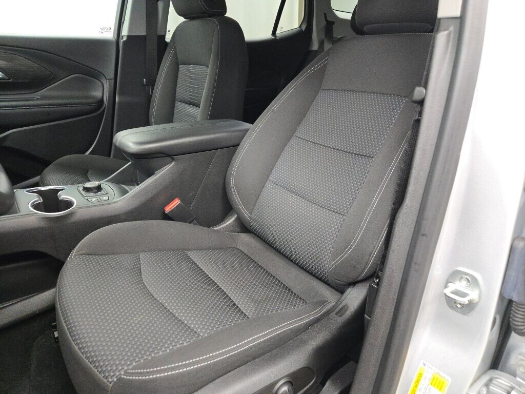 2022 GMC TERRAIN - Image 28