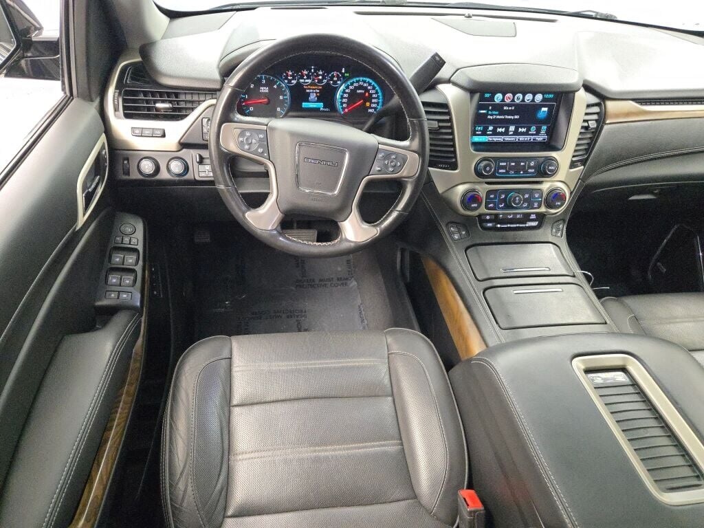2020 GMC YUKON XL - Image 24