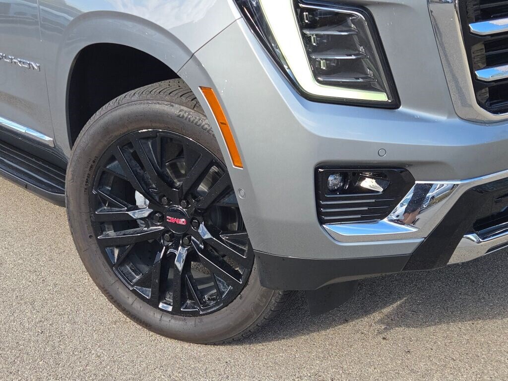 2025 Gmc Yukon XL photo 2