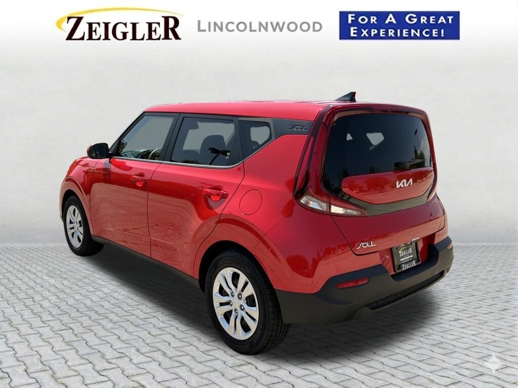 Used 2022 Kia Soul LX Hatchback