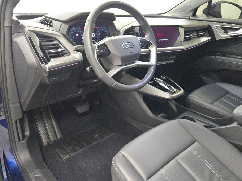 2023 AUDI Q4 - Image 24