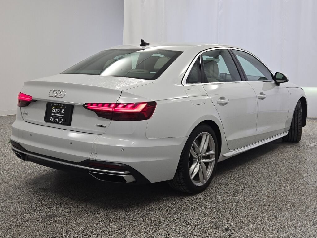 2022 AUDI A4 - Image 12