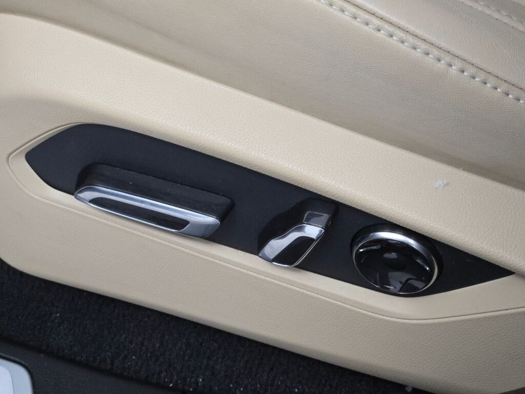 2020 ACURA RDX - Image 26