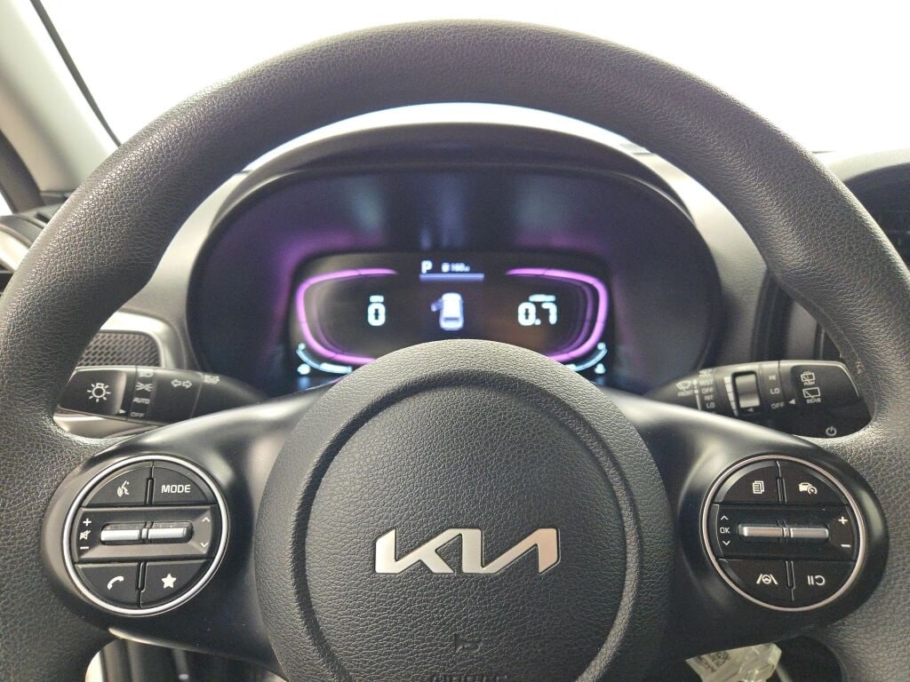 2023 KIA SOUL - Image 33