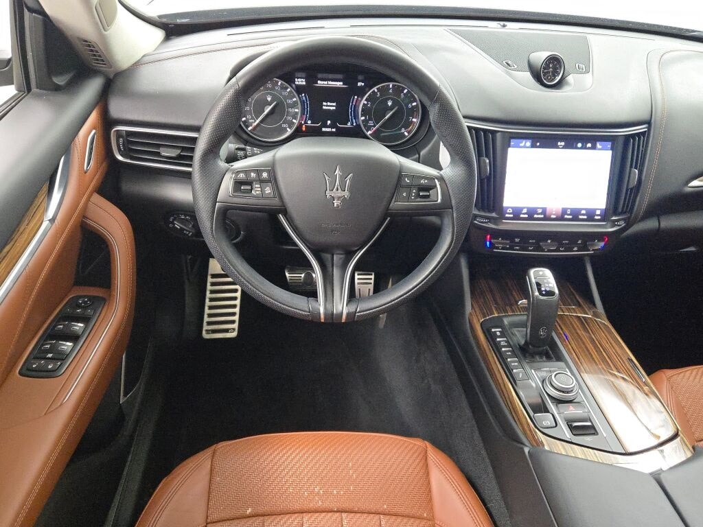 2021 MASERATI LEVANTE - Image 24