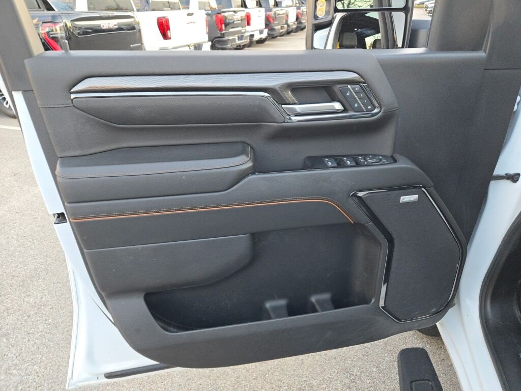 2024 GMC SIERRA HD - Image 19