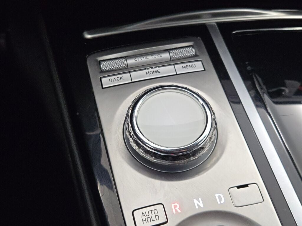 2023 GENESIS G80 - Image 30