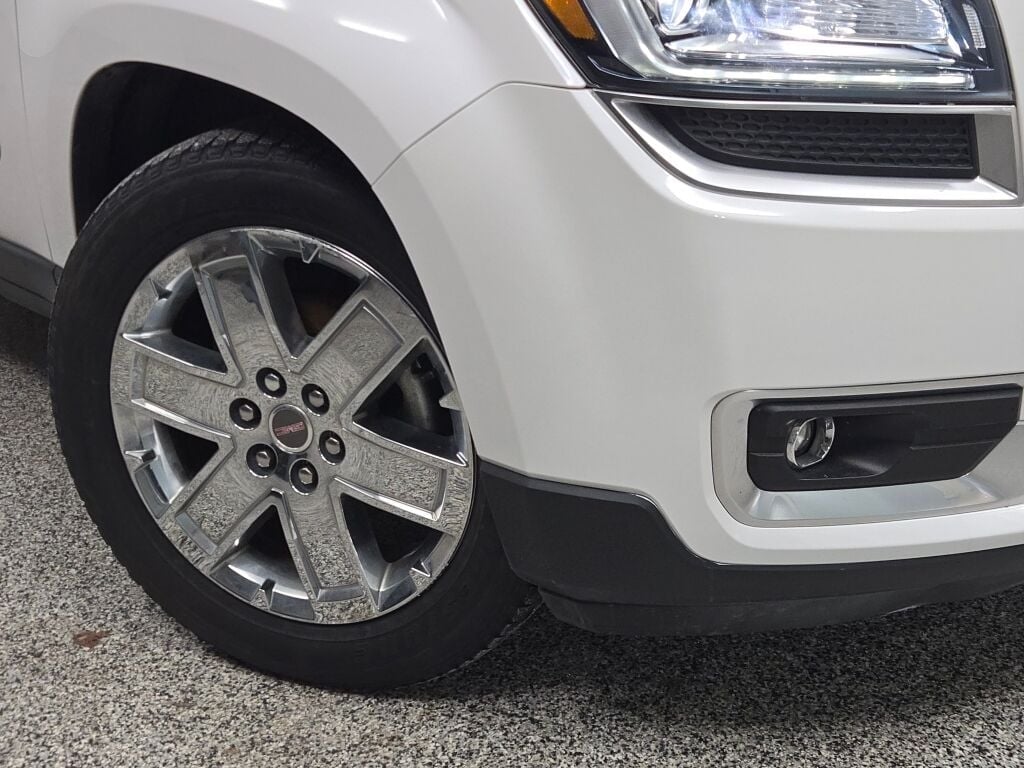 2017 GMC ACADIA - Image 3