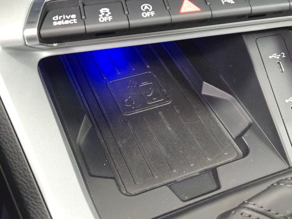 2021 AUDI Q3 - Image 28