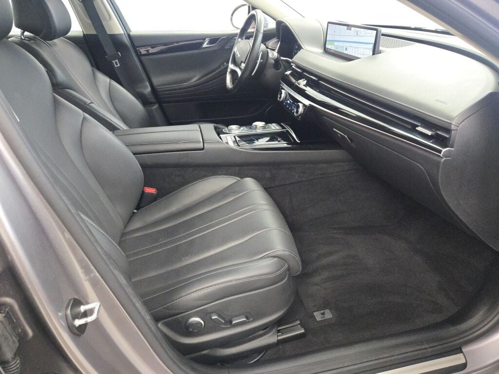 2023 GENESIS G80 - Image 7