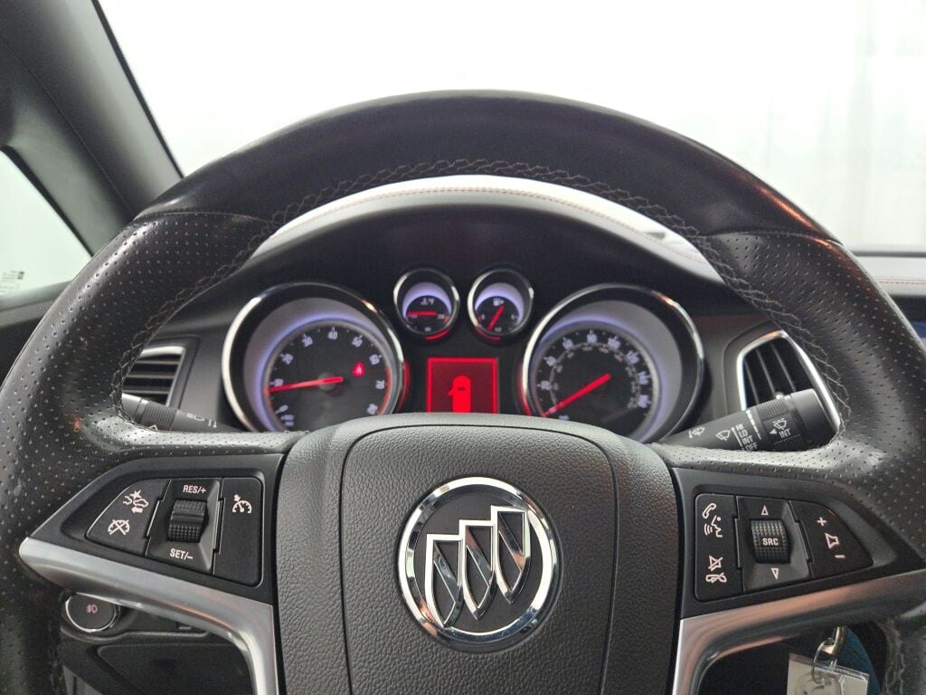 2019 BUICK CASCADA - Image 27