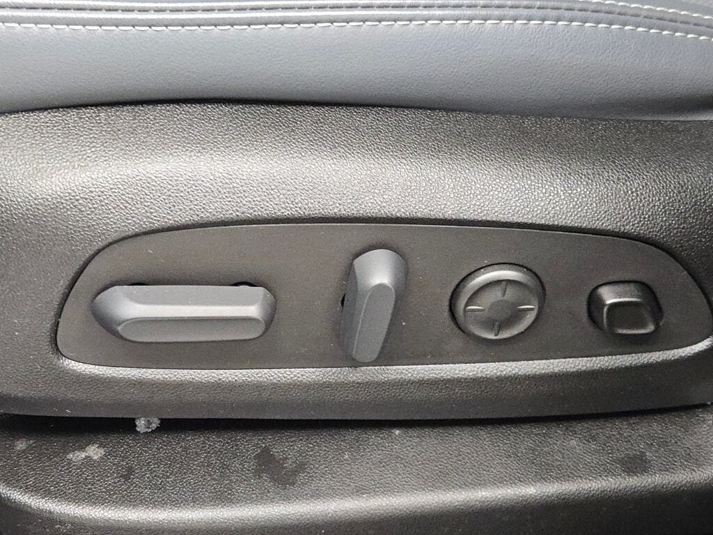 2023 BUICK ENCLAVE - Image 27