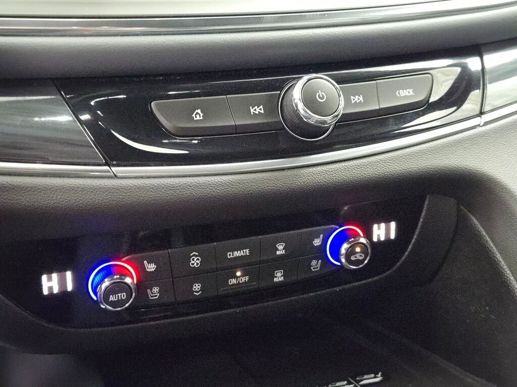 2024 BUICK ENCLAVE - Image 29