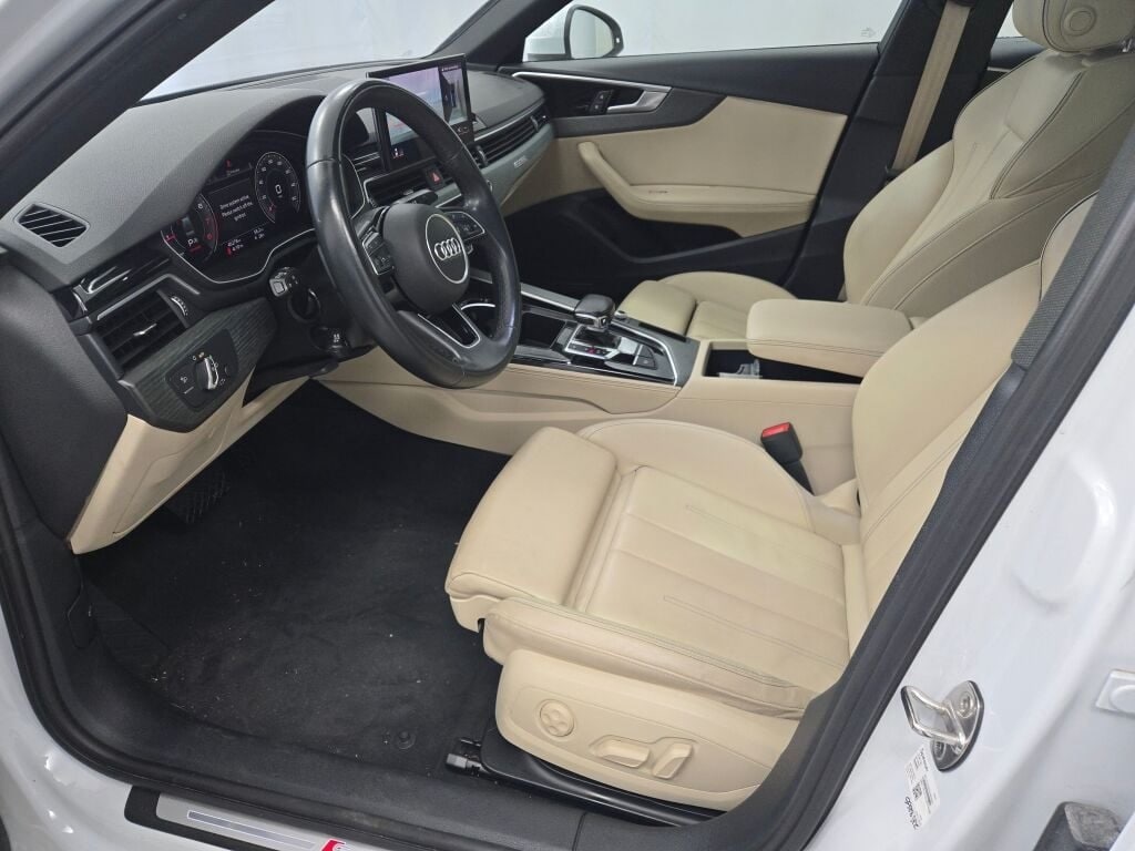 2022 AUDI A4 - Image 26