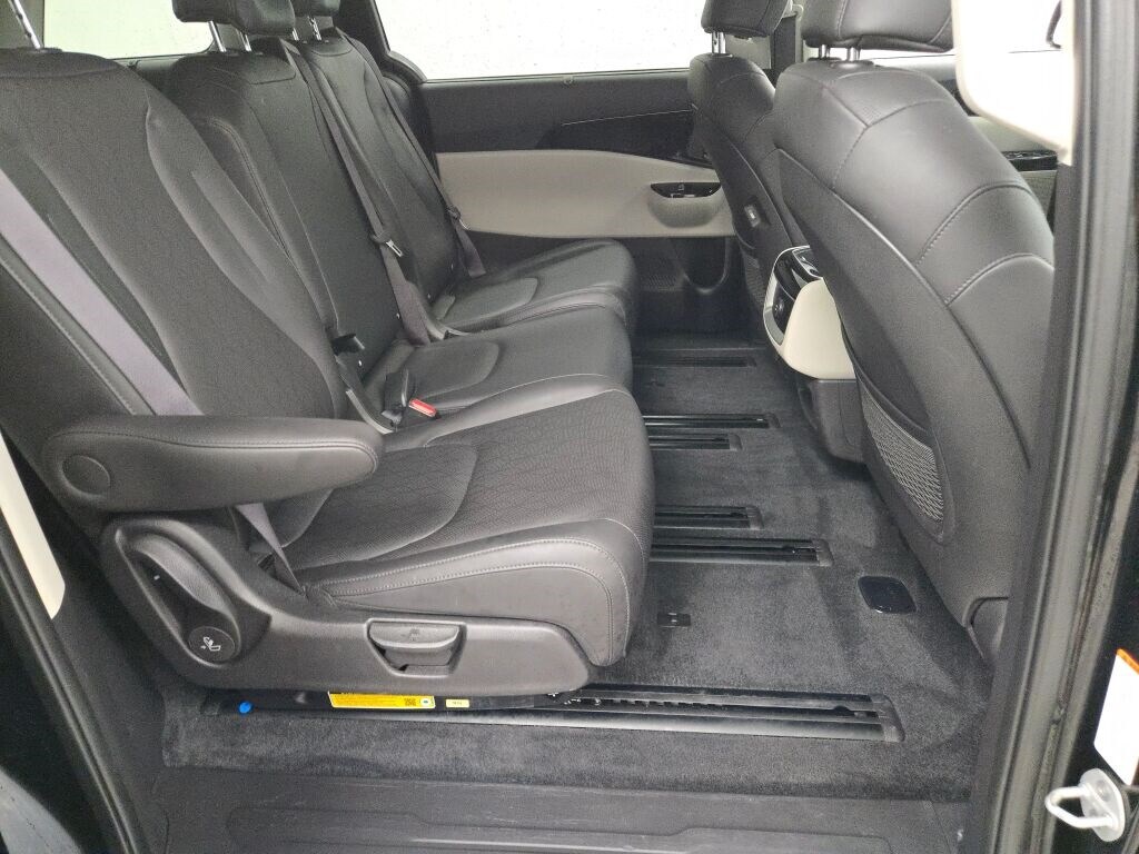 2024 KIA CARNIVAL - Image 10