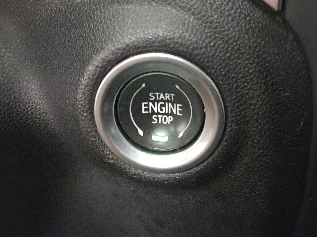 2019 CHEVROLET SILVERADO - Image 32