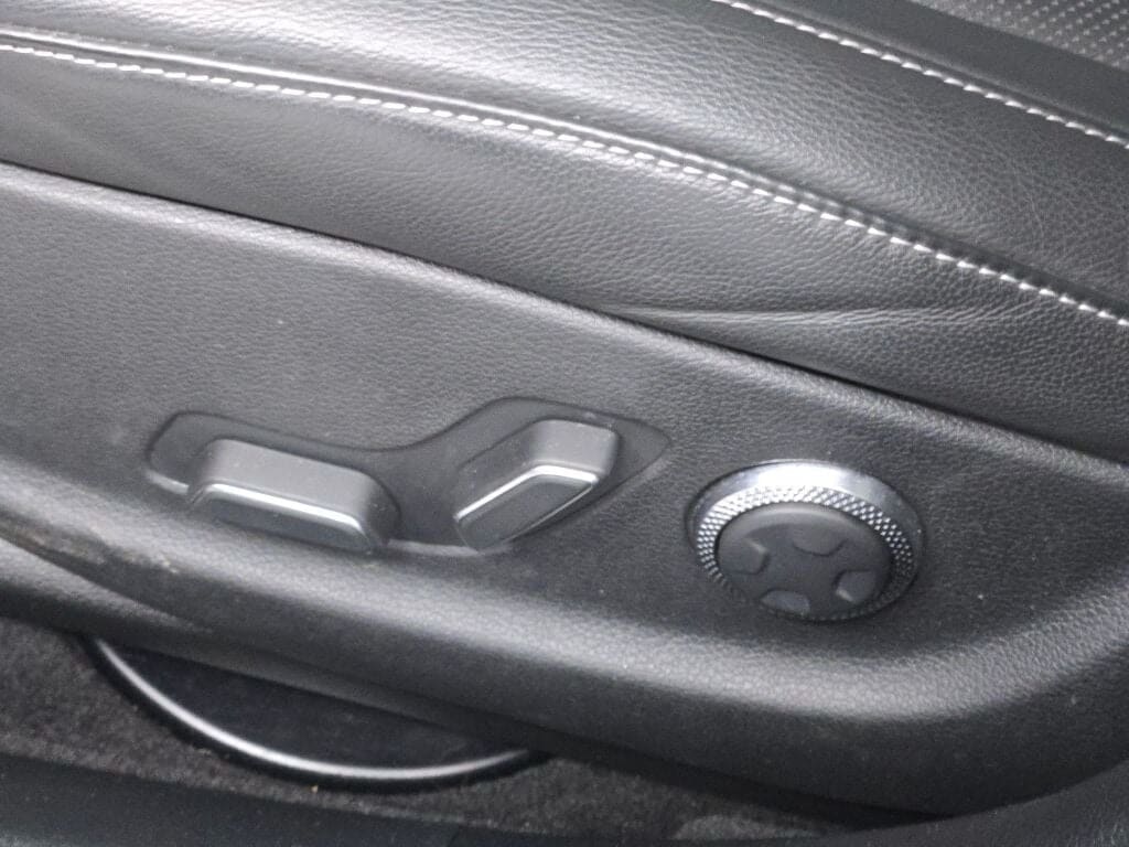 2023 GENESIS G80 - Image 25