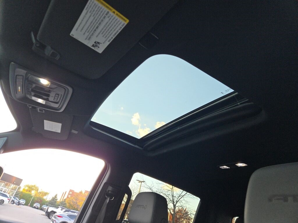 2024 GMC SIERRA HD - Image 27