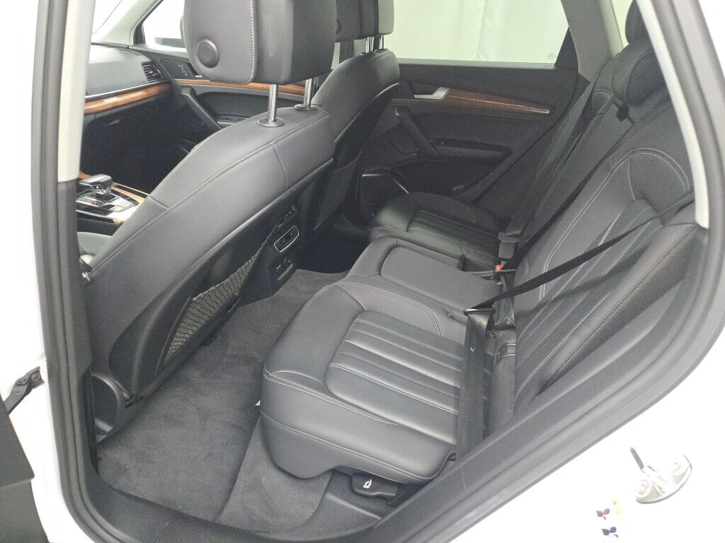 2022 AUDI Q5 - Image 19