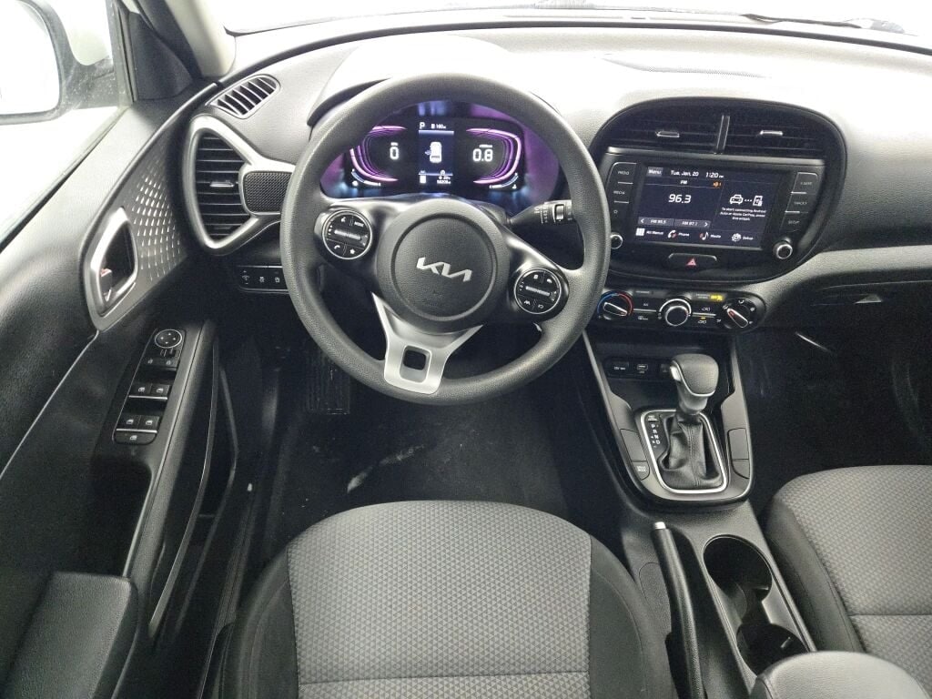 2023 KIA SOUL - Image 21