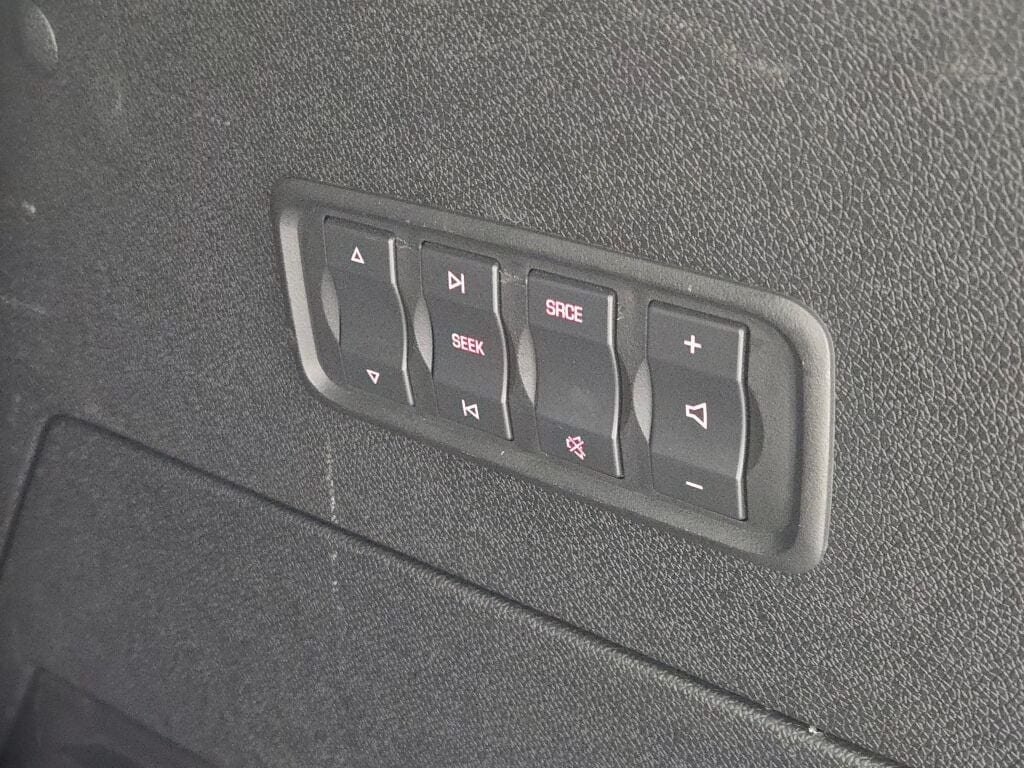 2017 GMC ACADIA - Image 19