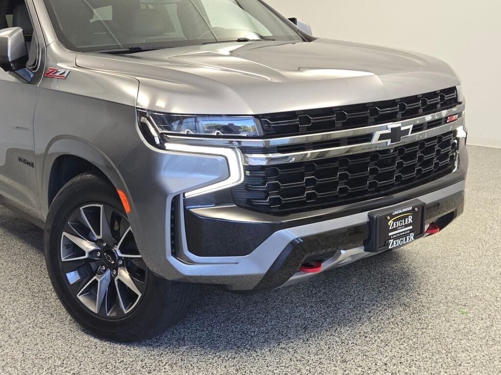 2021 Chevrolet Tahoe Z71 photo 2