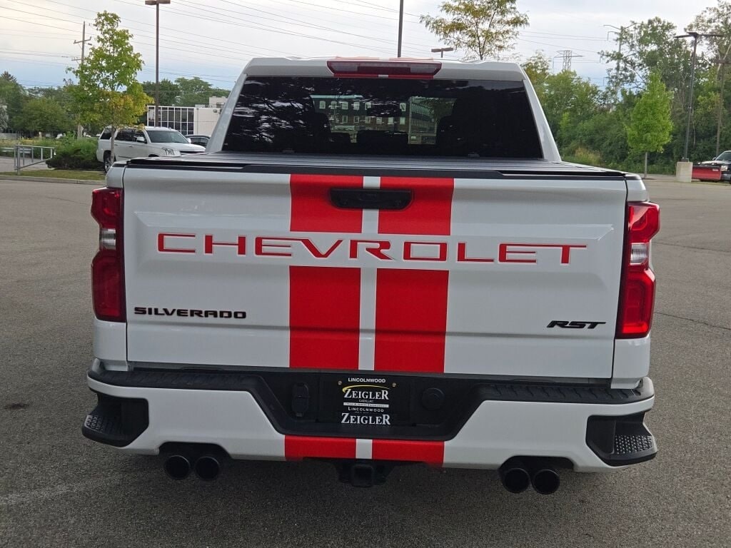 2025 CHEVROLET SILVERADO - Image 13