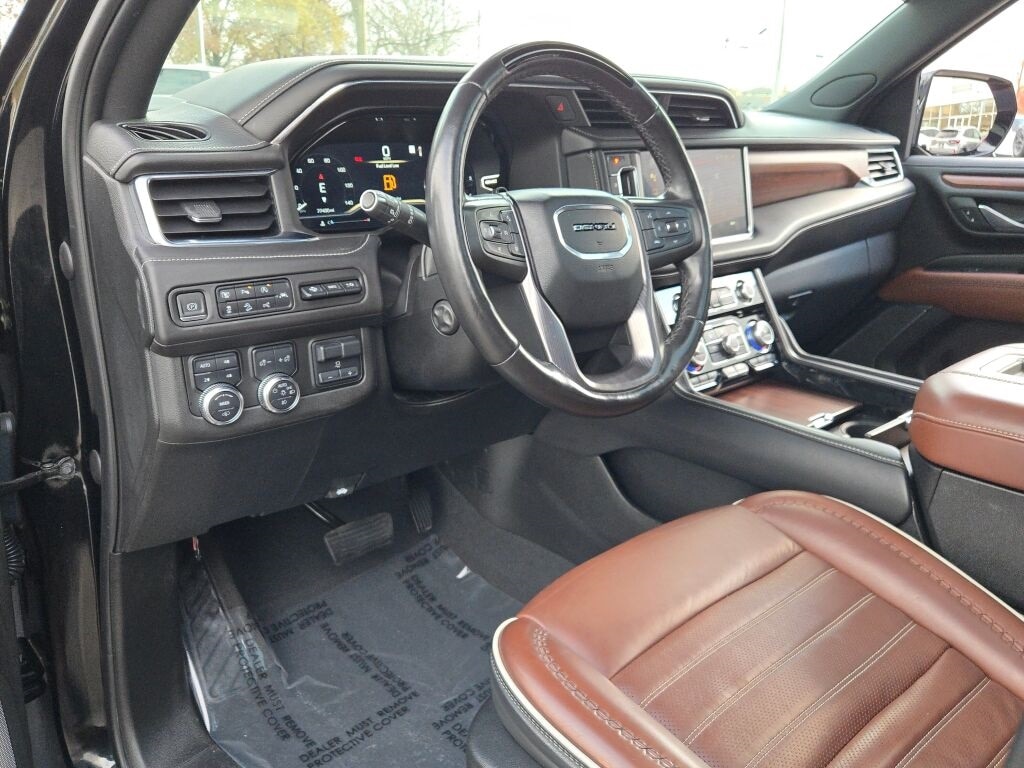 2023 GMC YUKON XL - Image 25